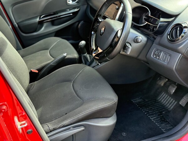 Used Renault Clio 2013 for sale - 76188890: Photo 31