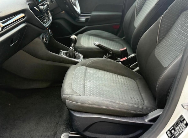 Used Ford Fiesta 2017 for sale - 76175425: Photo 14