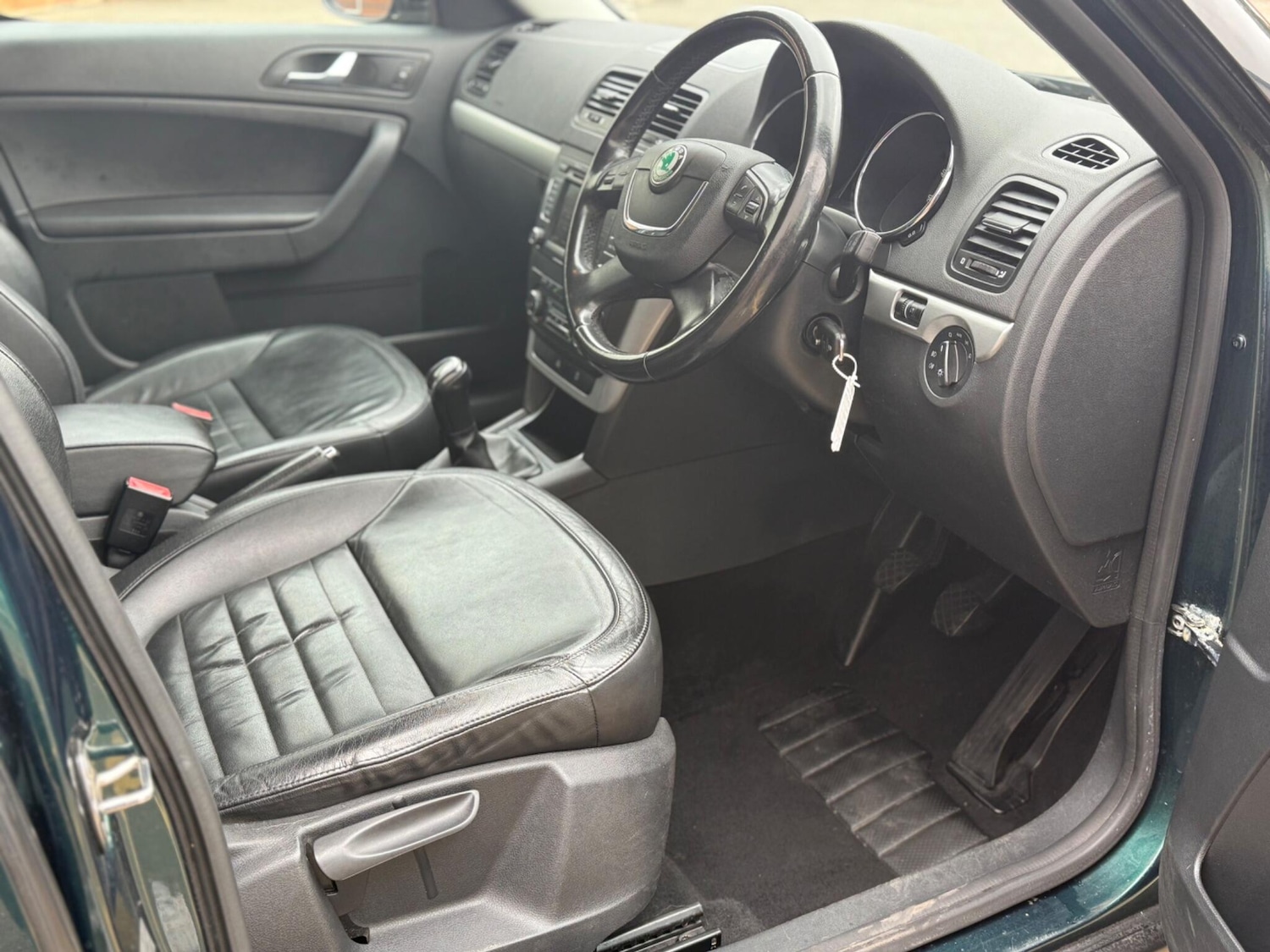 Vehicle 28