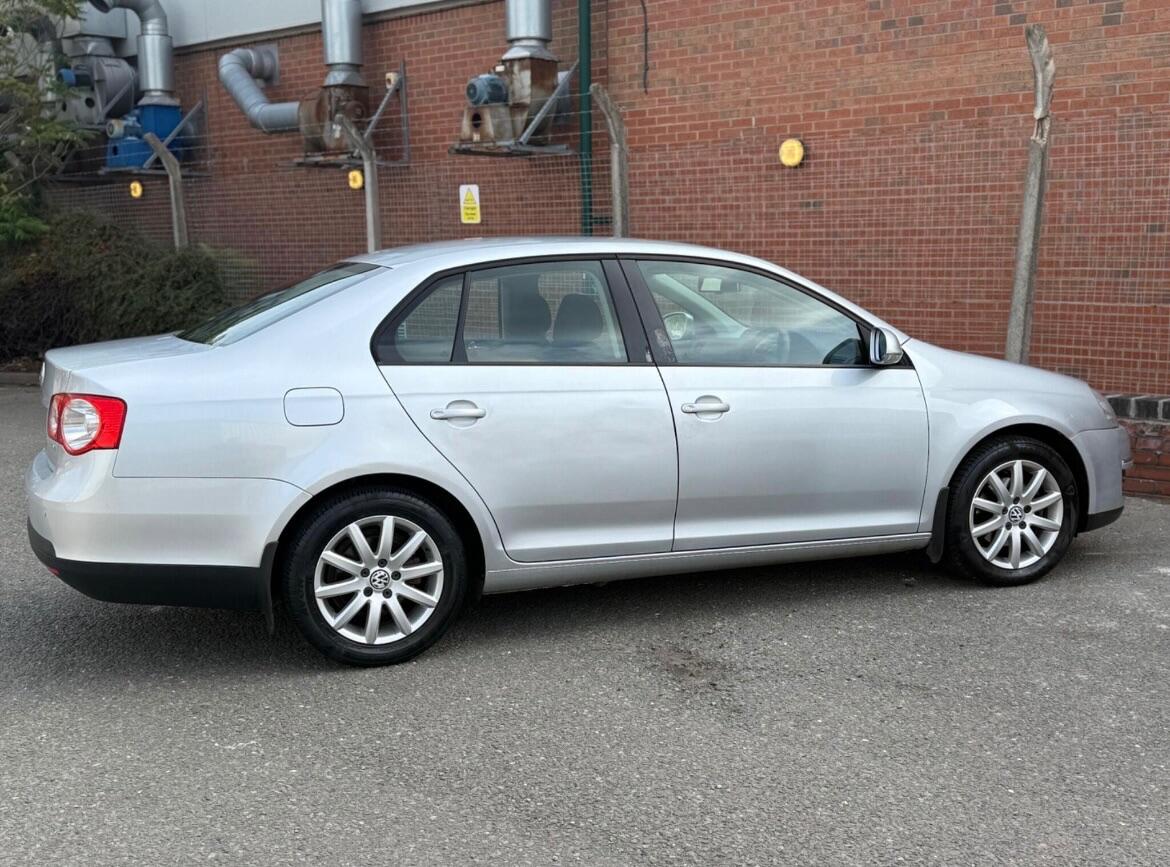 Used Volkswagen Jetta 2010 for sale - 76521865: Photo 24