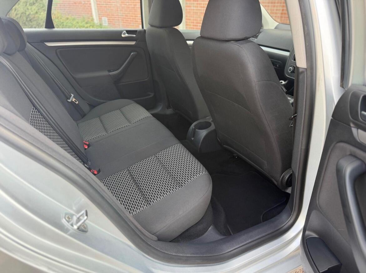 Used Volkswagen Jetta 2010 for sale - 76521865: Photo 27