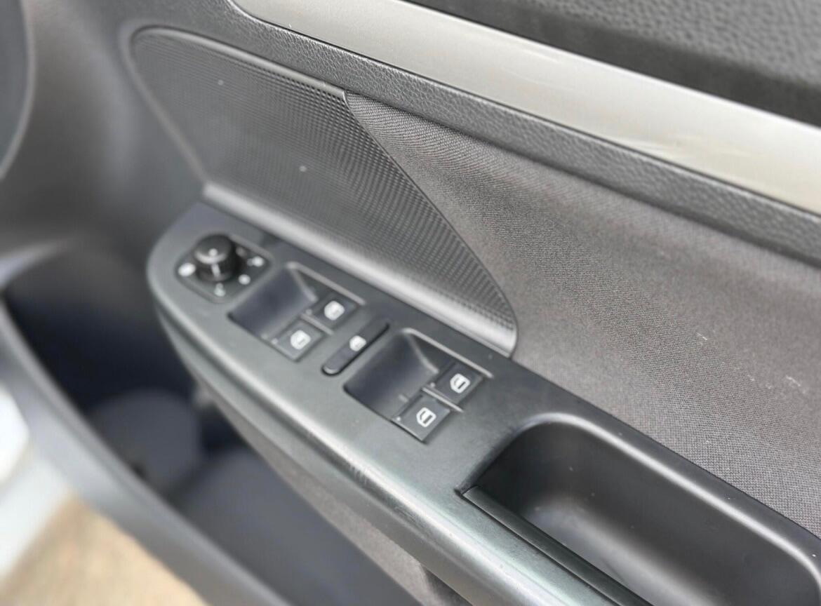 Used Volkswagen Jetta 2010 for sale - 76521865: Photo 35