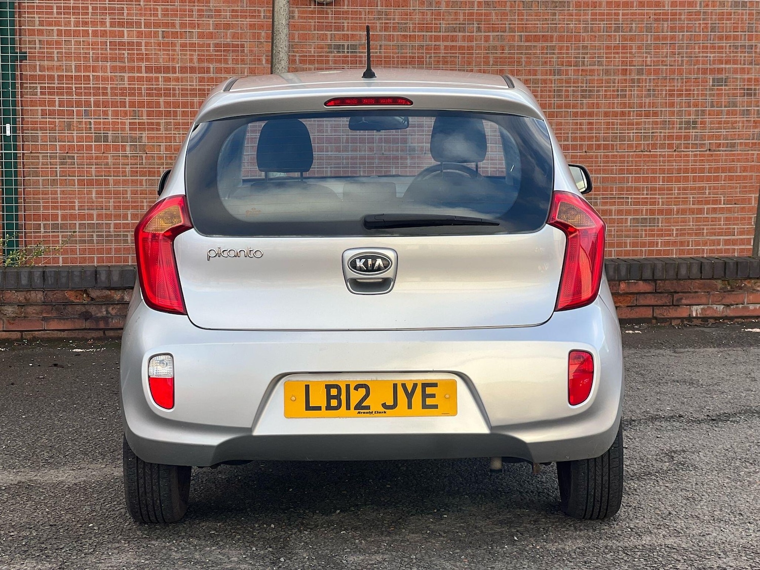 Used Kia Picanto 2012 for sale - 77315011: Photo 8