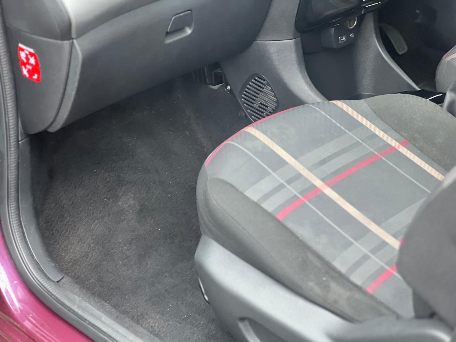 Used Peugeot 108 2016 for sale - 77029299: Photo 31