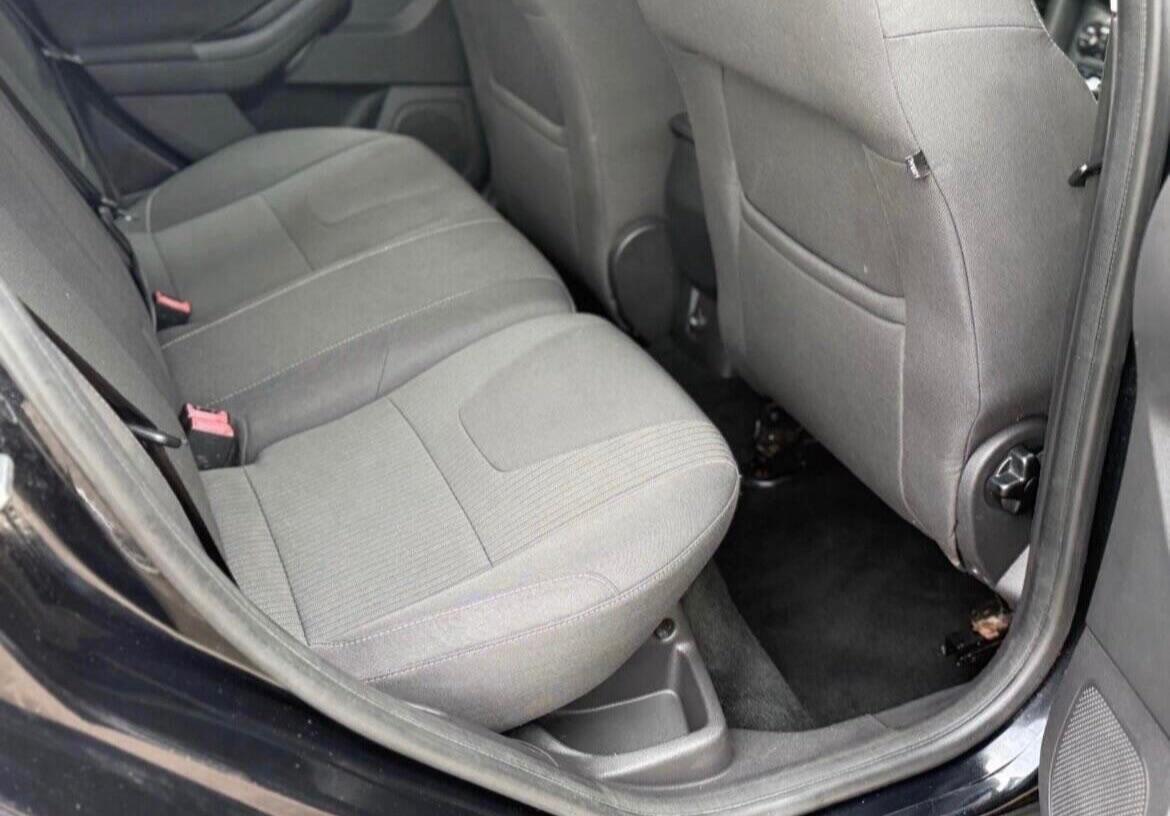 Used Ford Focus for sale - 77242635: Photo 32