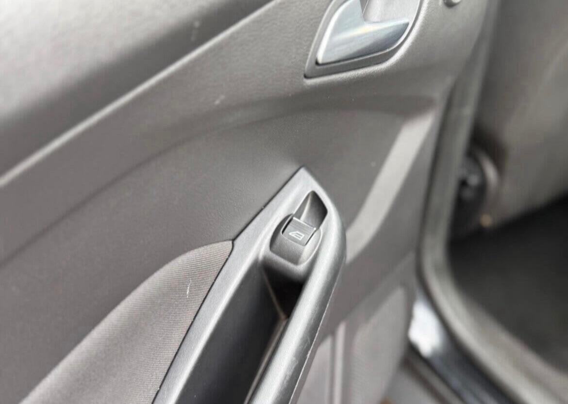 Used Ford Focus for sale - 77242635: Photo 39