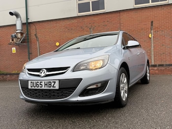 Used Vauxhall Astra 2015 for sale - 76270724: Photo