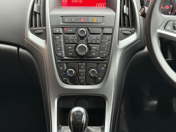 Used Vauxhall Astra 2015 for sale - 76270724: Photo 20