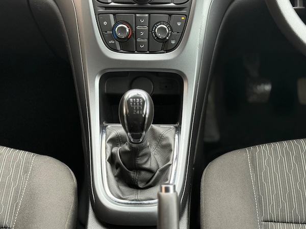 Used Vauxhall Astra 2015 for sale - 76270724: Photo 21
