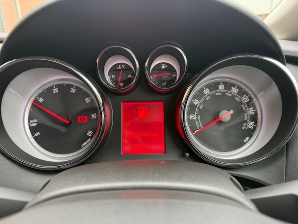 Used Vauxhall Astra 2015 for sale - 76270724: Photo 23