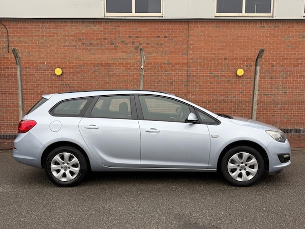 Used Vauxhall Astra 2015 for sale - 76270724: Photo 5