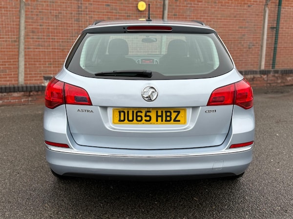 Used Vauxhall Astra 2015 for sale - 76270724: Photo 8