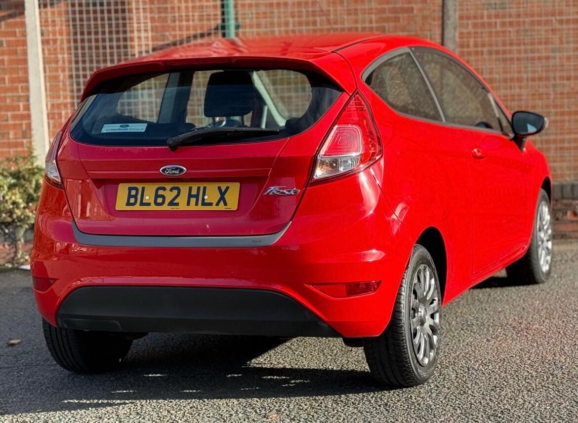 Used Ford Fiesta 2013 for sale - 76942577: Photo 2