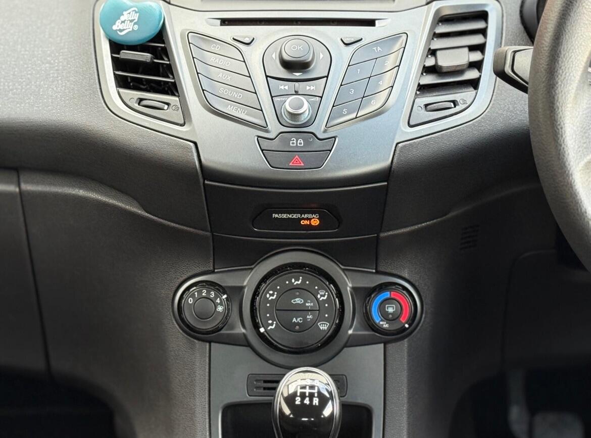 Used Ford Fiesta 2013 for sale - 76942577: Photo 20