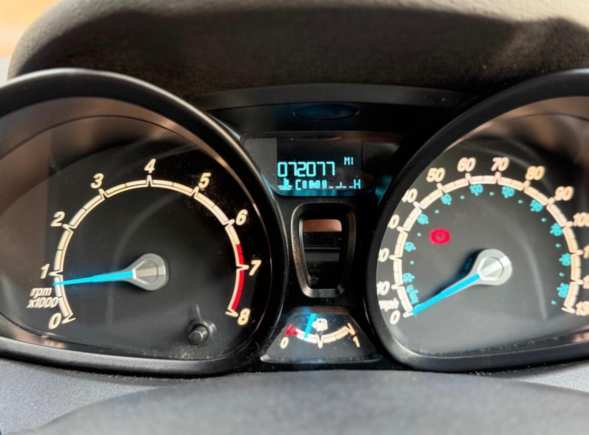 Used Ford Fiesta 2013 for sale - 76942577: Photo 24