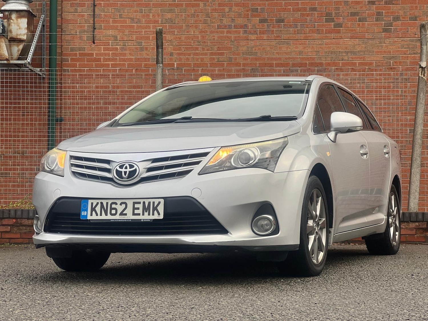 Used Toyota Avensis 2012 for sale - 76878403: Photo 1