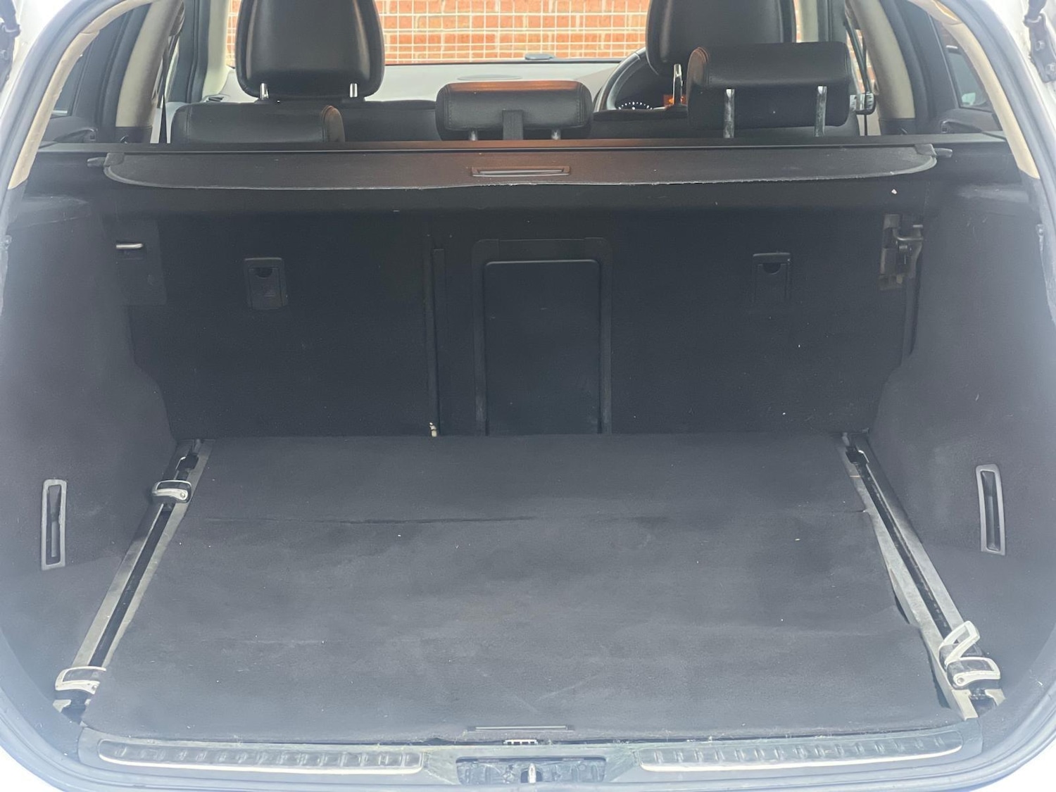 Used Toyota Avensis 2012 for sale - 76878403: Photo 11