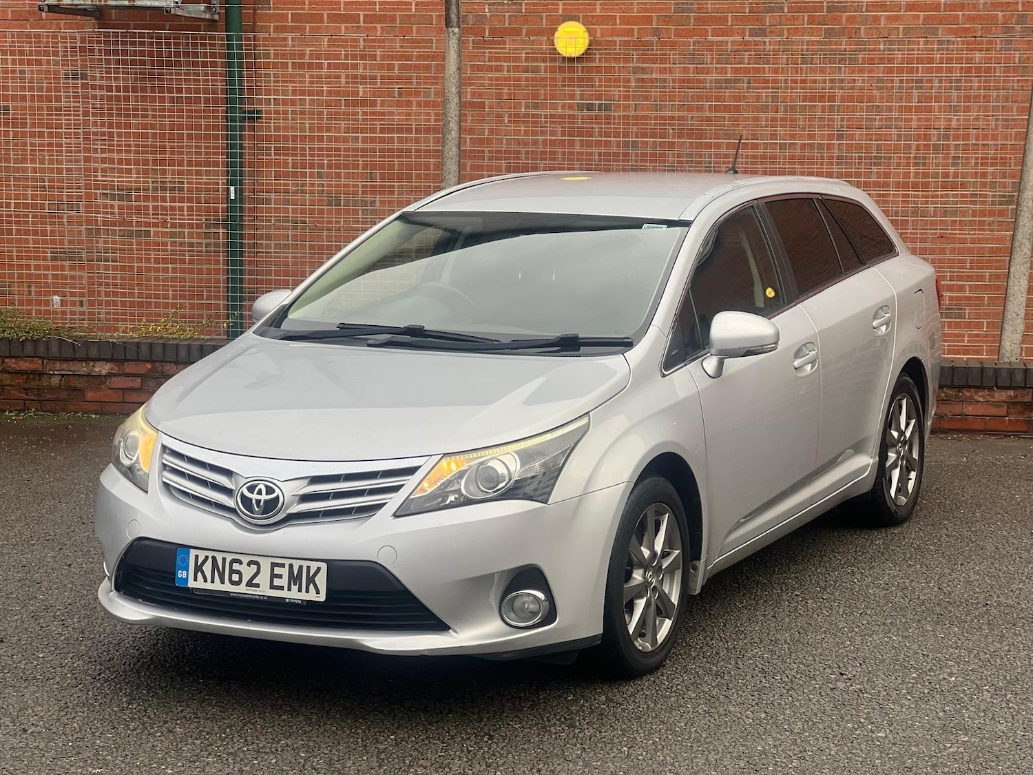 Used Toyota Avensis 2012 for sale - 76878403: Photo 14