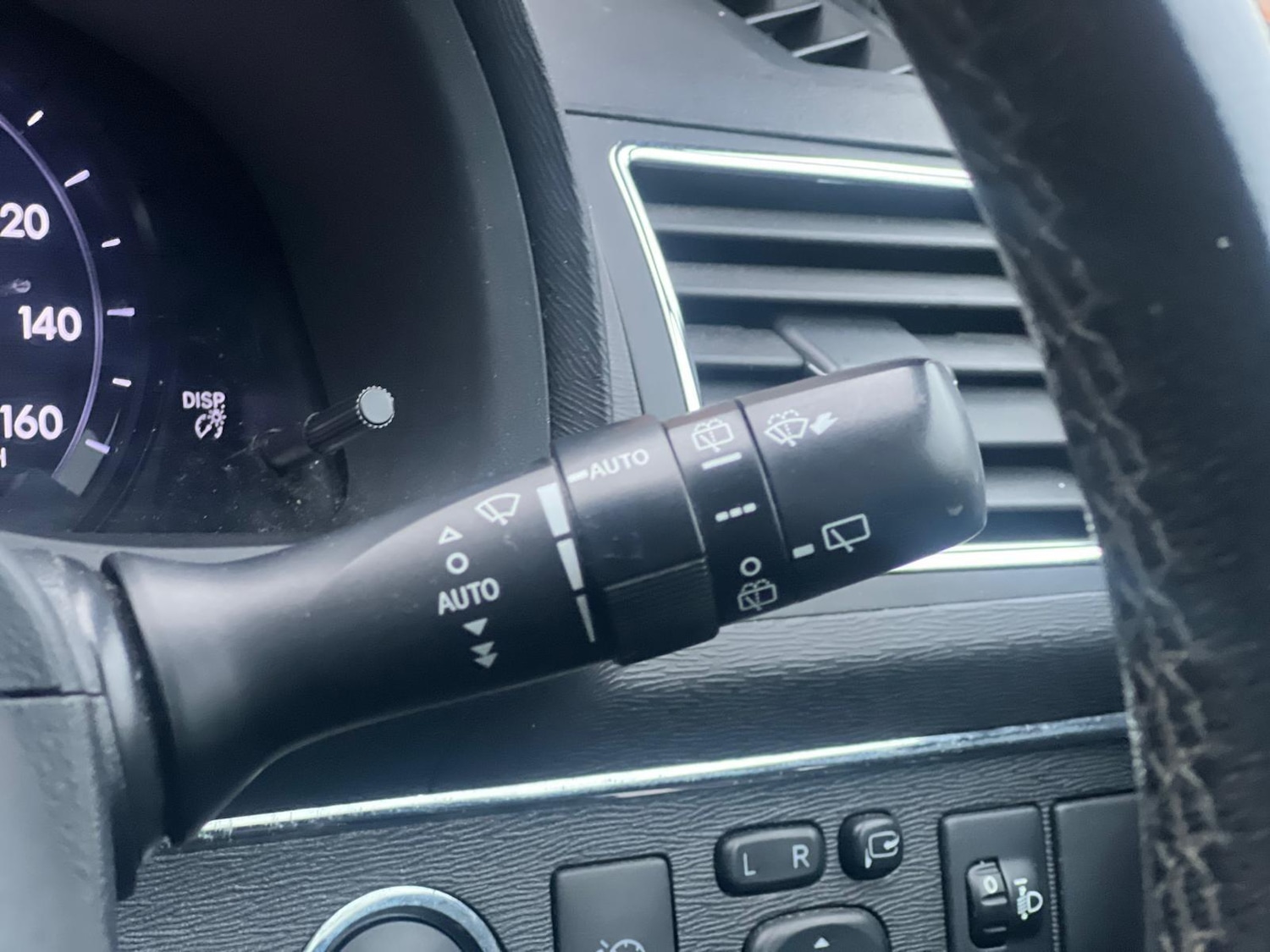 Used Toyota Avensis 2012 for sale - 76878403: Photo 42