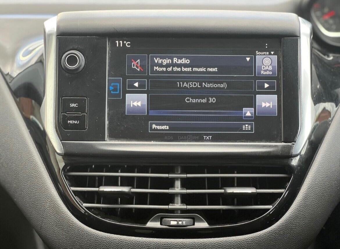 Used Peugeot 208 2014 for sale - 76878376: Photo 16