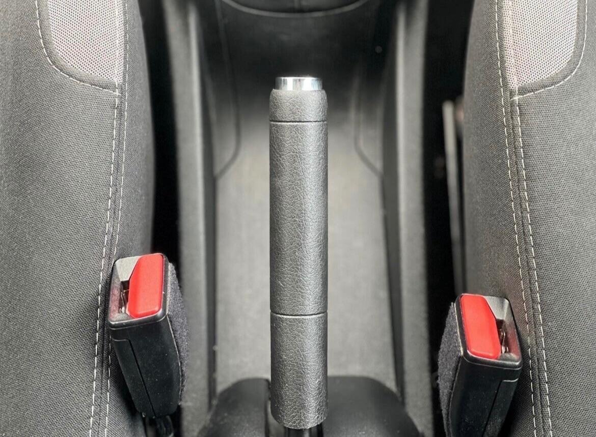 Used Peugeot 208 2014 for sale - 76878376: Photo 18