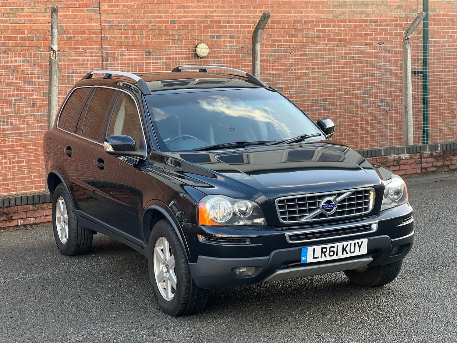 Used Volvo XC90 2011 for sale - 77015316: Photo 20