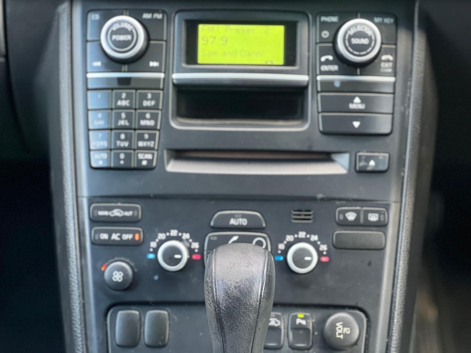 Used Volvo XC90 2011 for sale - 77015316: Photo 22