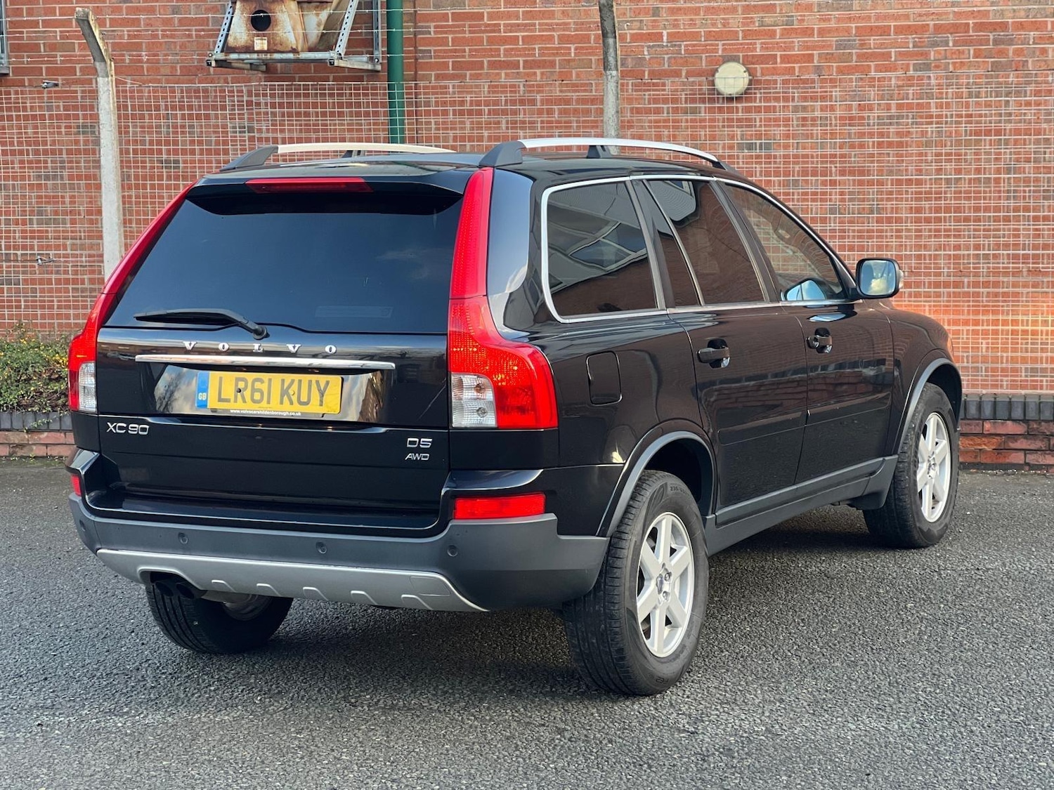 Used Volvo XC90 2011 for sale - 77015316: Photo 34