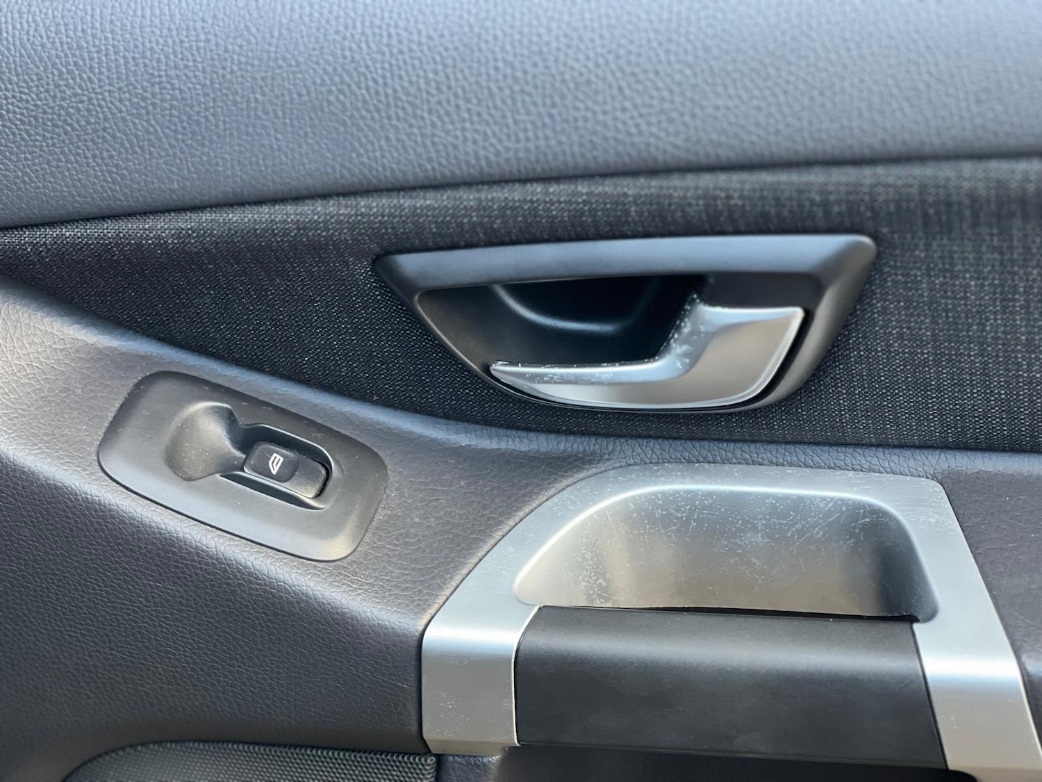 Used Volvo XC90 2011 for sale - 77015316: Photo 42