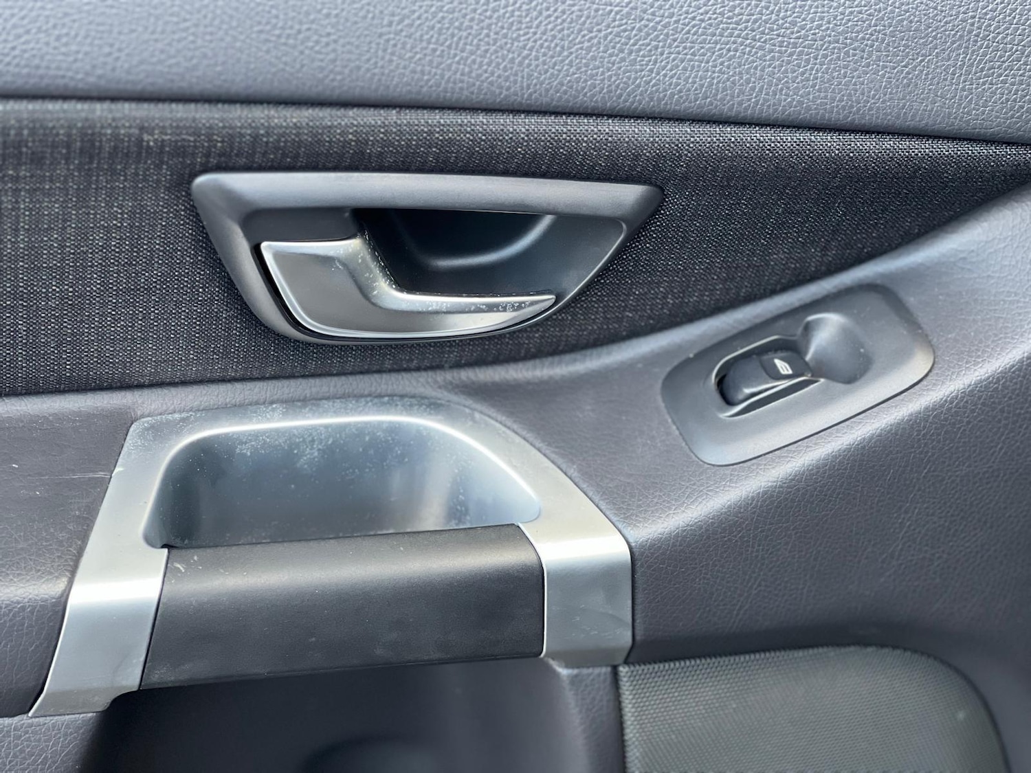 Used Volvo XC90 2011 for sale - 77015316: Photo 43