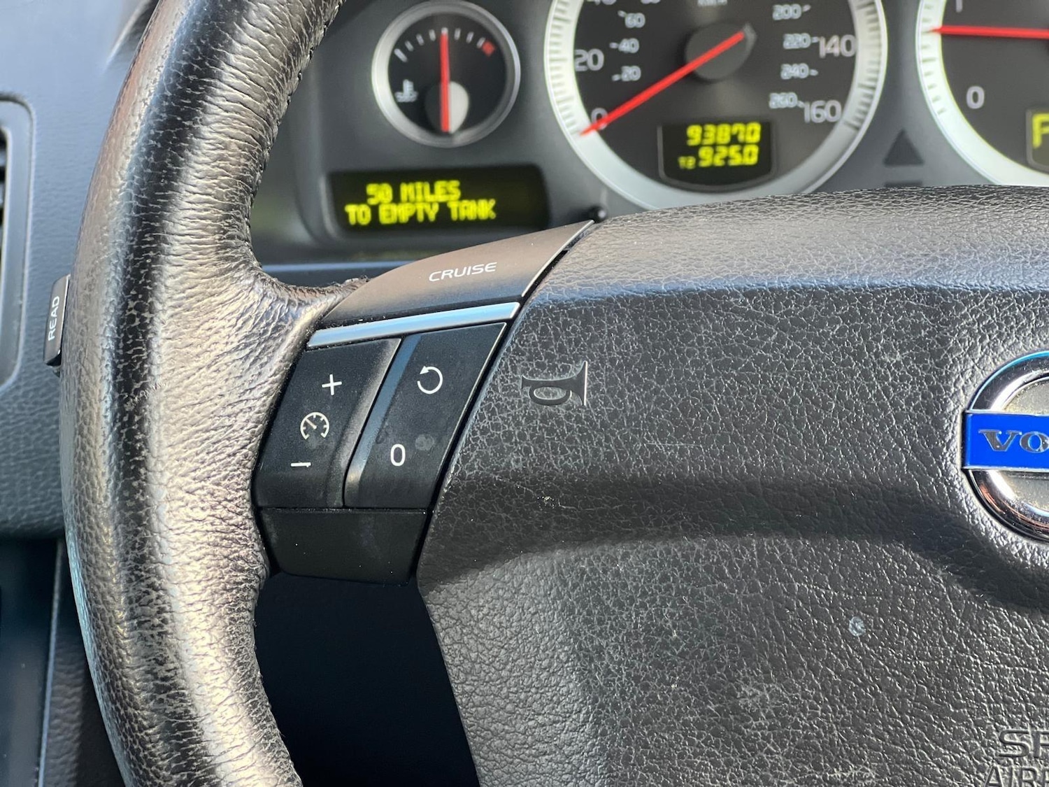 Used Volvo XC90 2011 for sale - 77015316: Photo 47