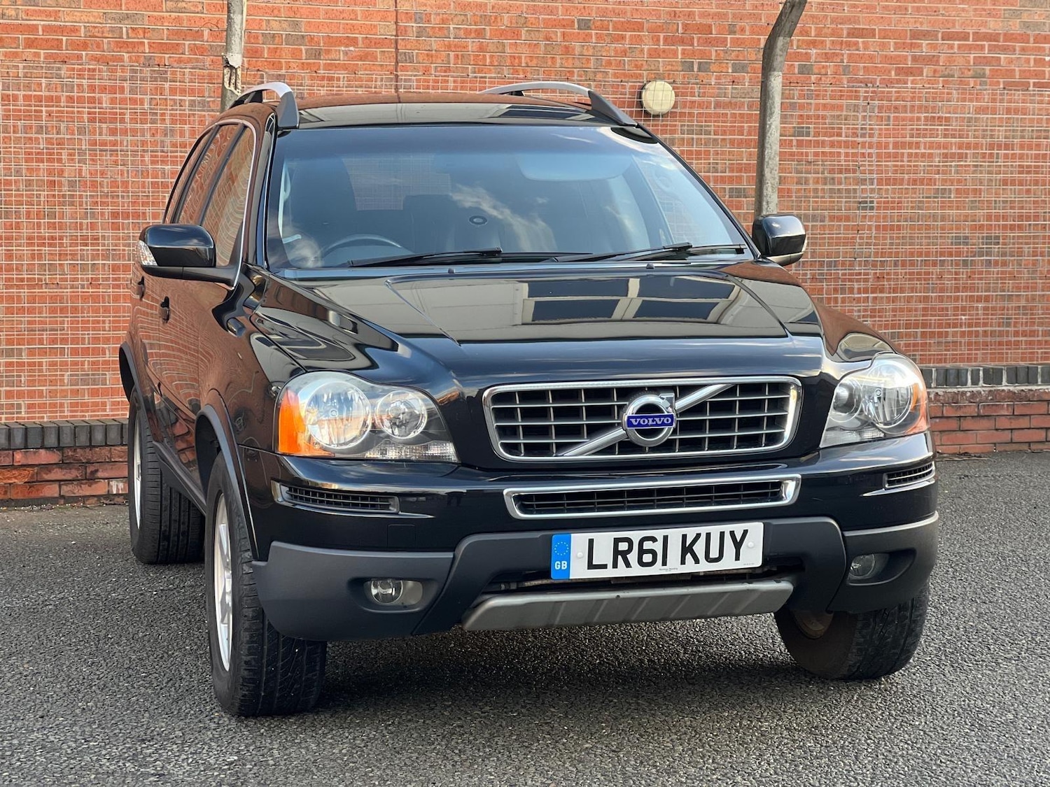 Used Volvo XC90 2011 for sale - 77015316: Photo 9