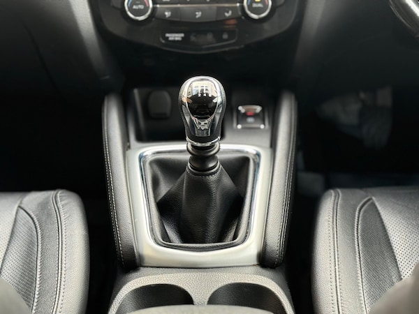 Used Nissan Qashqai 2015 for sale - 76189897: Photo 20