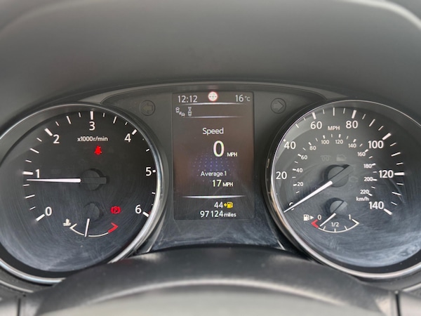Used Nissan Qashqai 2015 for sale - 76189897: Photo 22