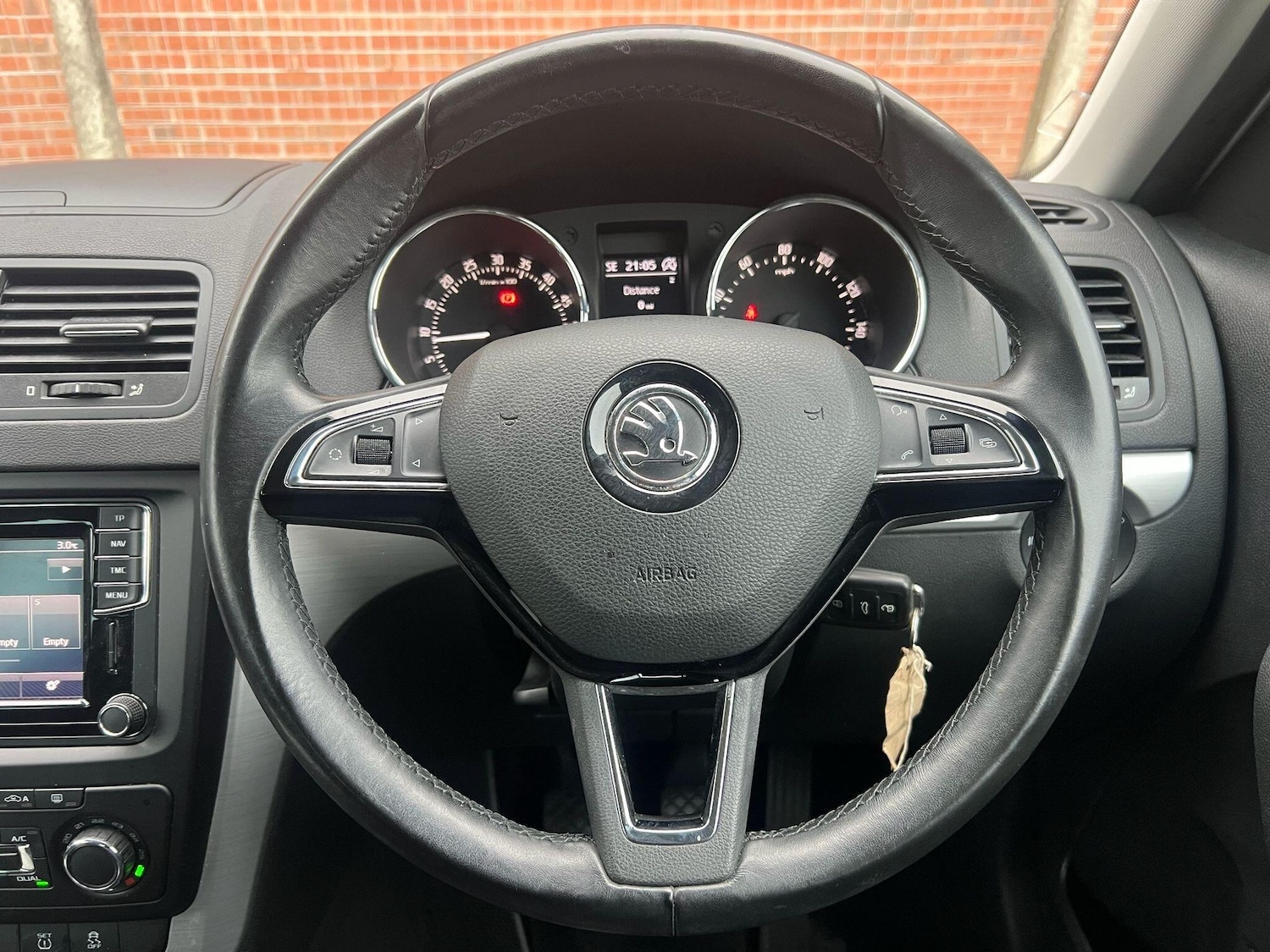 Used Skoda Yeti 2017 for sale - 77425929: Photo 23