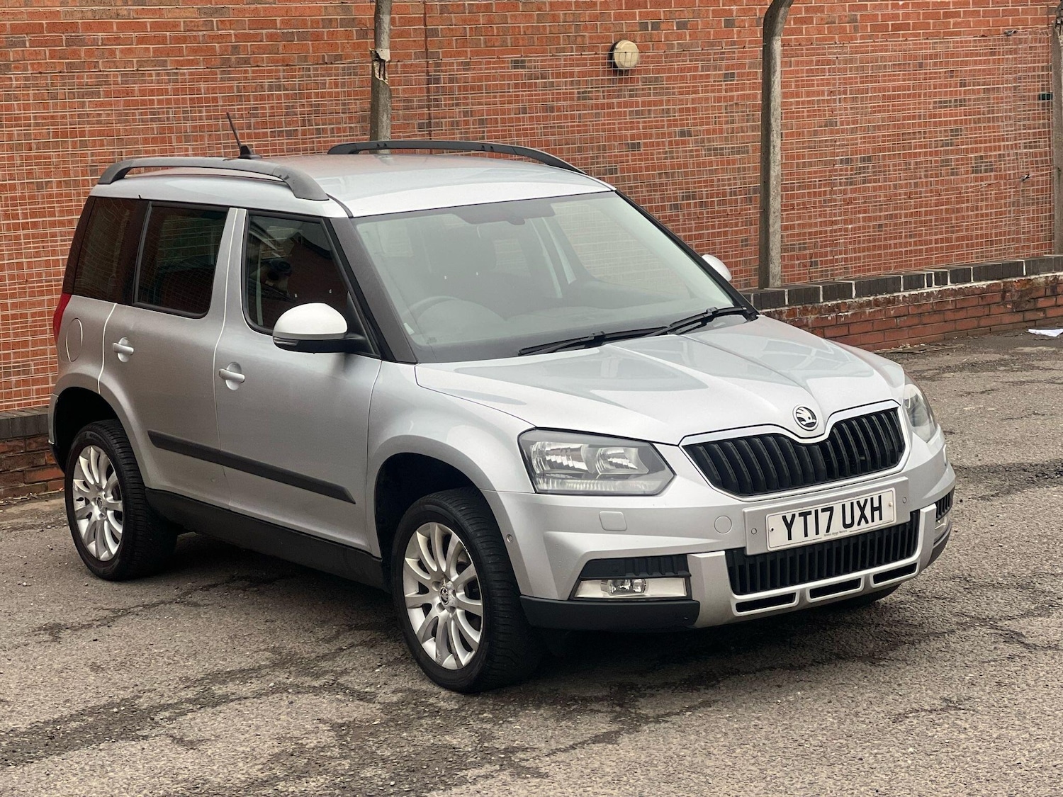 Used Skoda Yeti 2017 for sale - 77425929: Photo 27