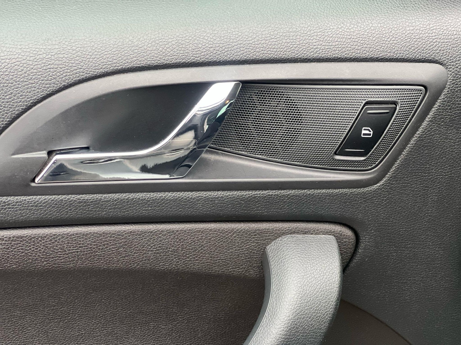 Used Skoda Yeti 2017 for sale - 77425929: Photo 40