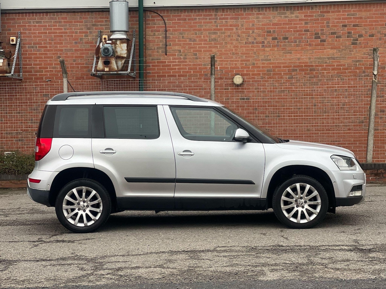 Used Skoda Yeti 2017 for sale - 77425929: Photo 5