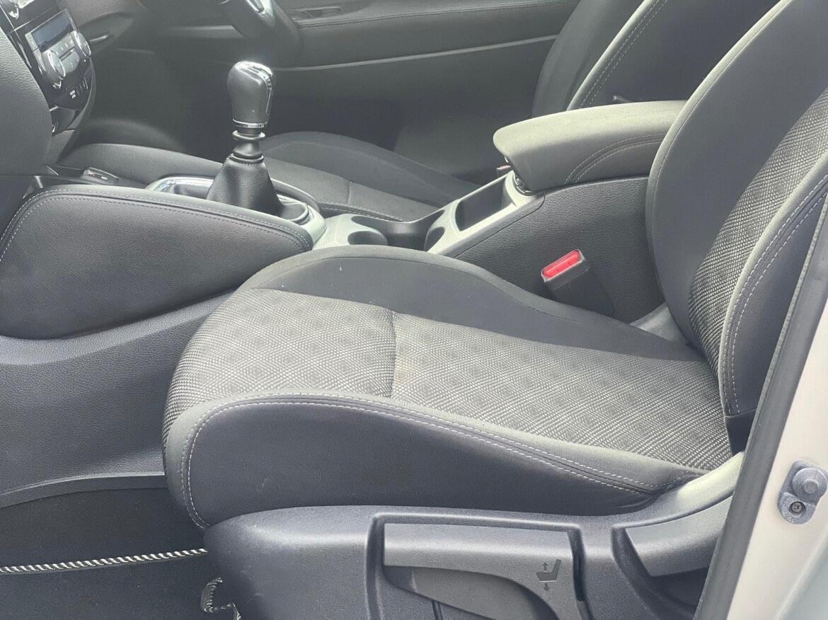 Used Nissan Qashqai 2015 for sale - 77066764: Photo 14