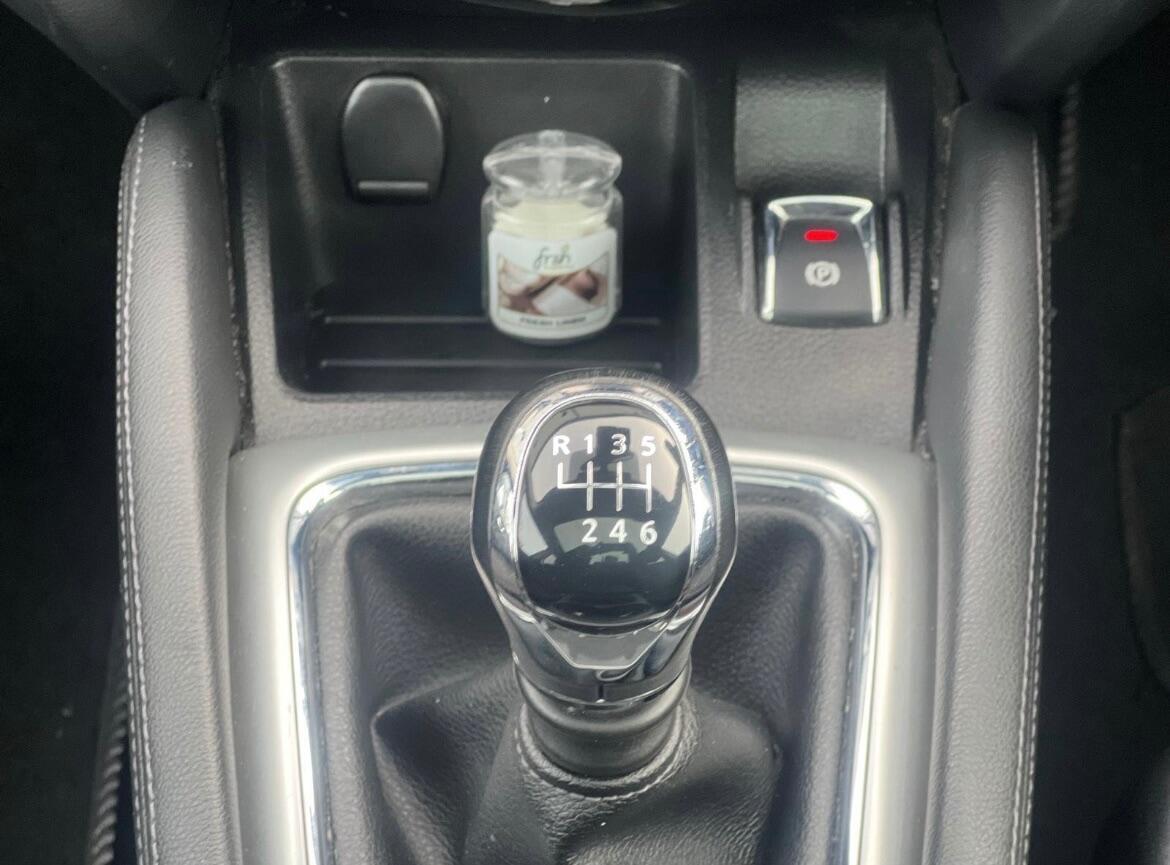 Used Nissan Qashqai 2015 for sale - 77066764: Photo 20