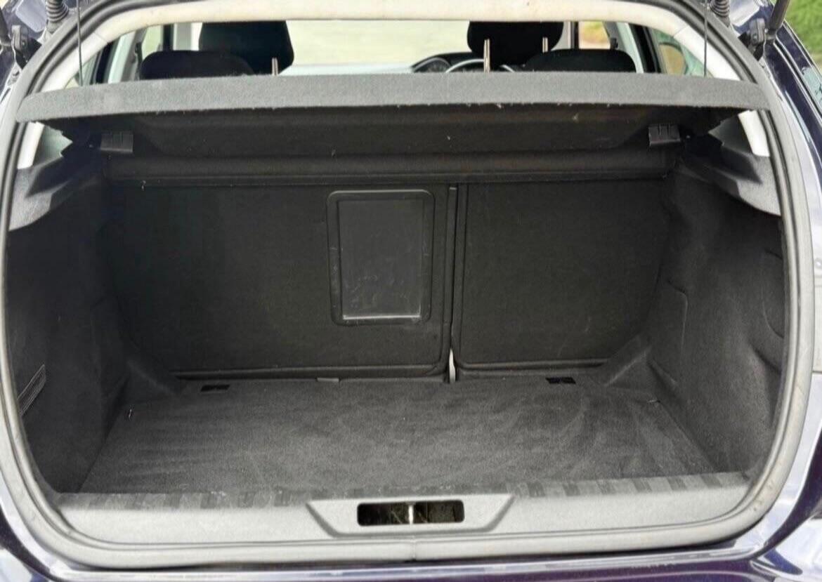 Used Peugeot 308 2016 for sale - 76878414: Photo 11