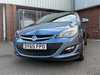 Vauxhall - Astra