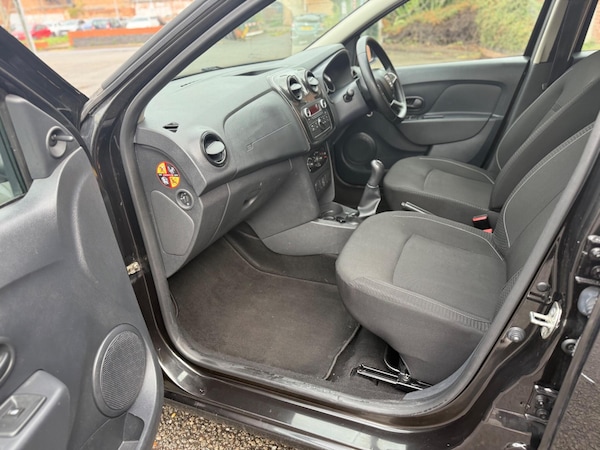 Used Dacia Sandero 2017 for sale - 76000919: Photo 12
