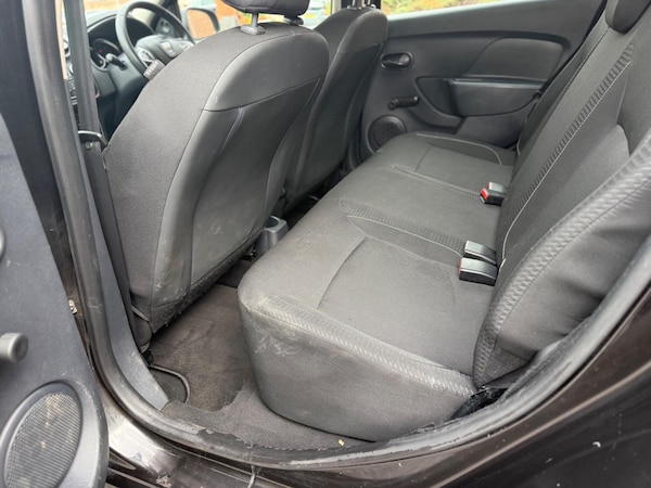 Used Dacia Sandero 2017 for sale - 76000919: Photo 31