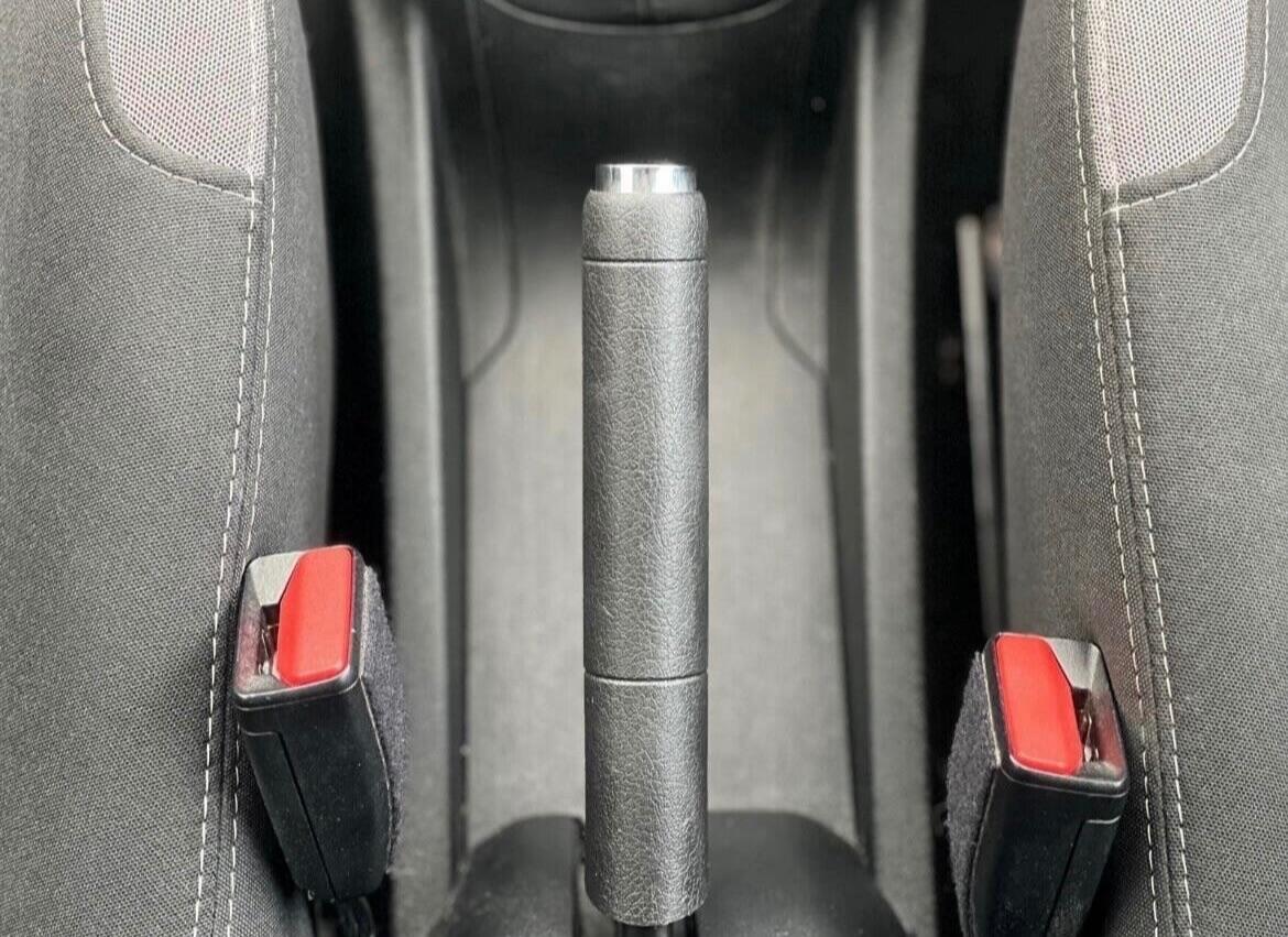 Used Peugeot 208 2014 for sale - 77279535: Photo 18