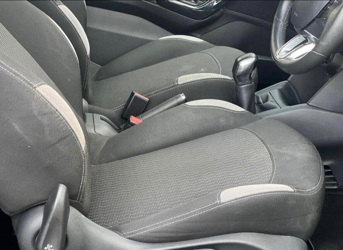 Used Peugeot 208 2014 for sale - 77279535: Photo 19