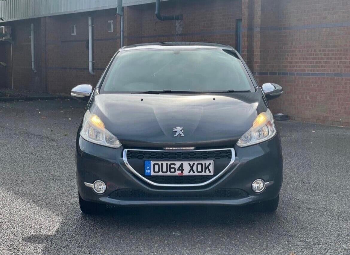 Used Peugeot 208 2014 for sale - 77279535: Photo 4