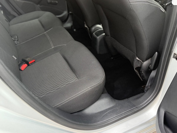 Used Peugeot 208 2017 for sale - 76260254: Photo 16