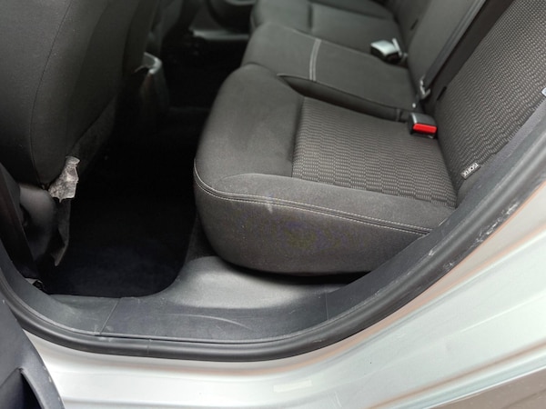 Used Peugeot 208 2017 for sale - 76260254: Photo 33