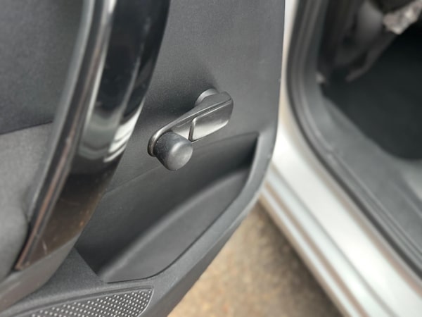 Used Peugeot 208 2017 for sale - 76260254: Photo 39